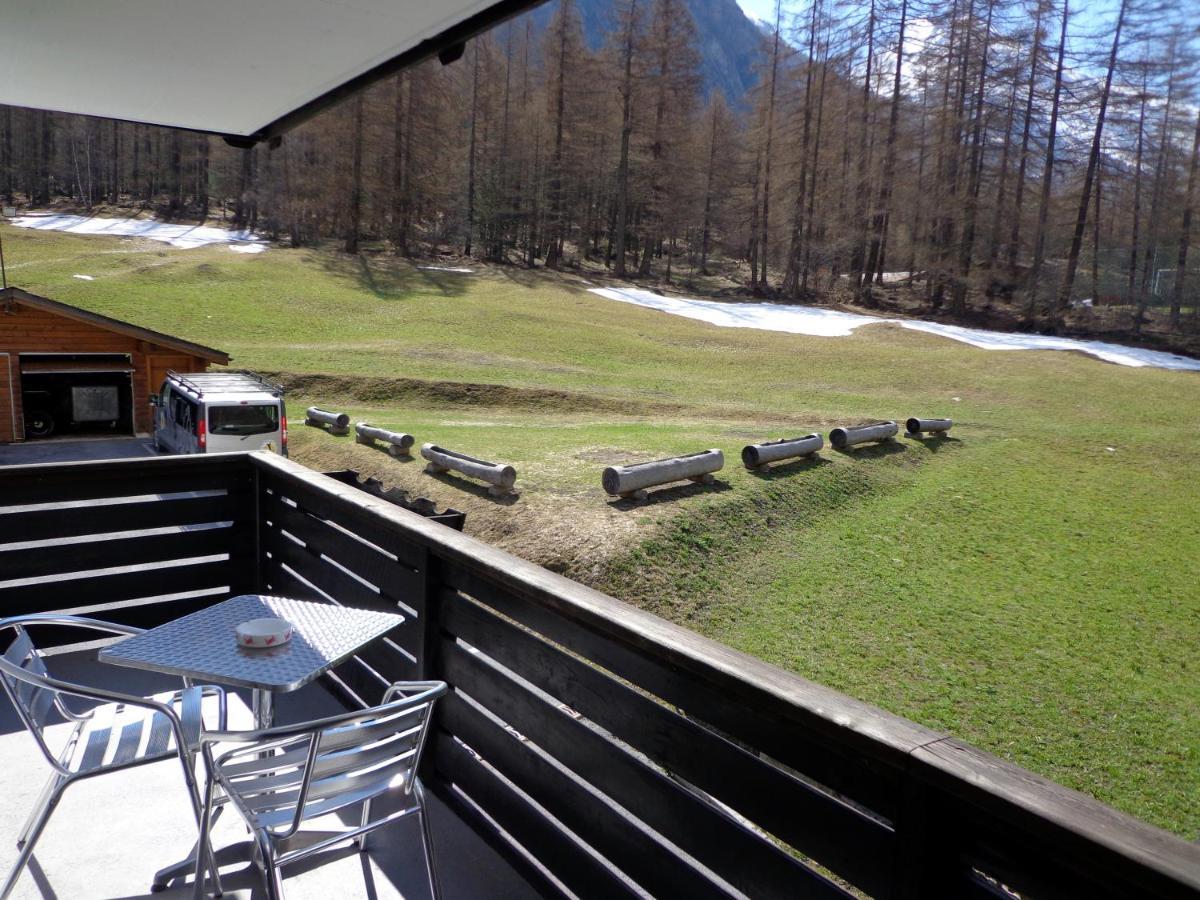 B&B Matterhorn Golf Randa Luaran gambar